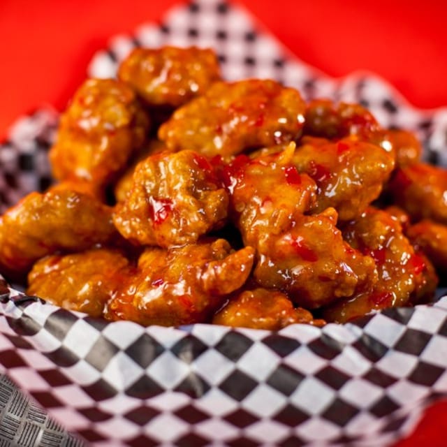 Boneless Wings (1/2 Lb).